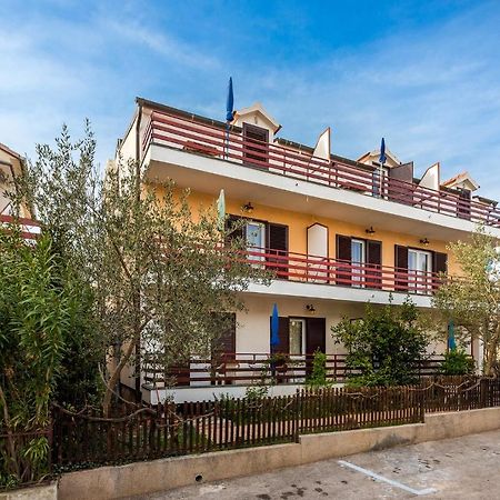 Apartments Boris Vodice Eksteriør billede